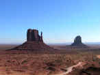 monumentvalley2.jpg (39640 byte)
