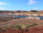 lakepowell1.jpg (67088 byte)